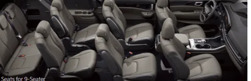 Intérieur du Kia Carnival utilisé pour les circuits privés