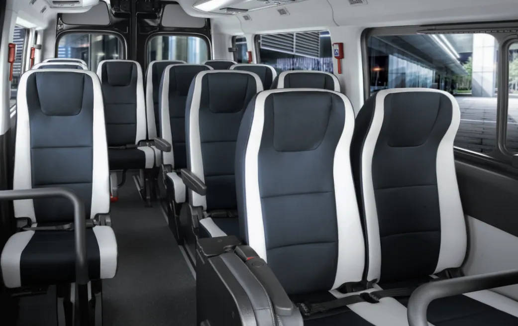 Hyundai Solati individual seats interior